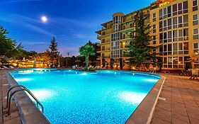 Joya Park Apartments